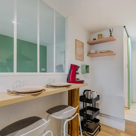 Le Mermoz - Parking Gratuit - Airport 15min Apartamento